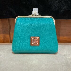 D&B Large Framed Purse